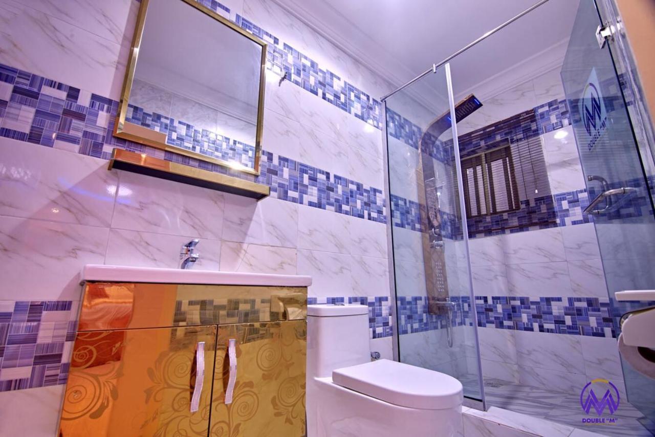 Double M Exquisite Suites And Lounge Lekki Ogombo Экстерьер фото